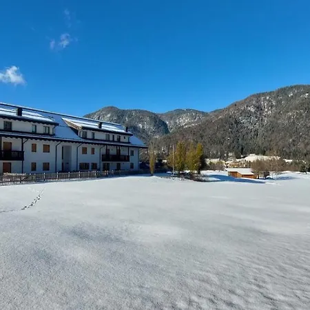 Apartment Golf